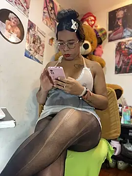 Snapshot of GoddessAlix chatting on July 16, 2026, 2:14 pm GoddessAlix online show from July 16, 2026, 2:14 pm