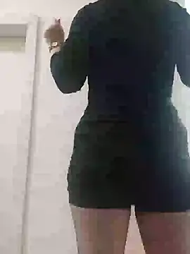 AlexandraGiogio online show from December 22, 2024, 6:26 pm