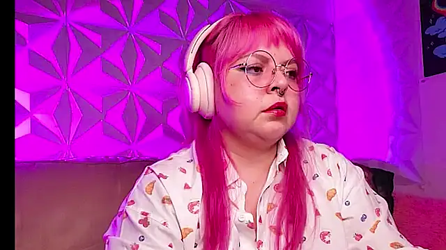 Snapshot of Satyn_doll chatting on February 10, 2026, 12:09 am Satyn doll online show from February 10, 2026, 12:09 am