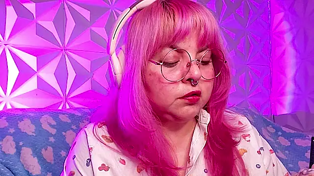 Snapshot of Satyn_doll chatting on February 17, 2026, 1:25 am Satyn doll online show from February 17, 2026, 1:25 am