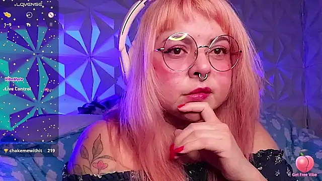 Satyn doll online show from March 22, 2026, 10:00 pm