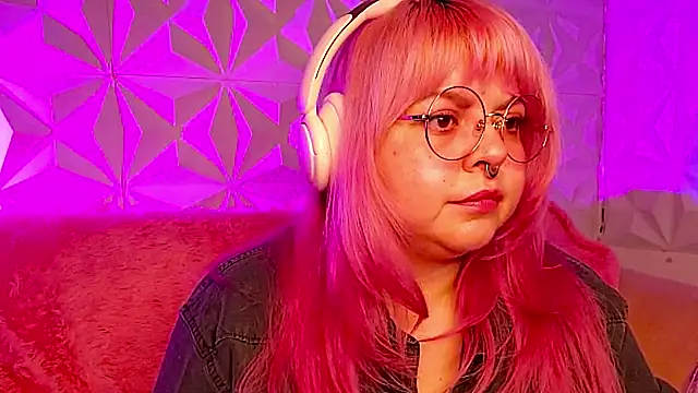 Snapshot of Satyn_doll chatting on February 20, 2026, 10:55 pm Satyn doll online show from February 20, 2026, 10:55 pm