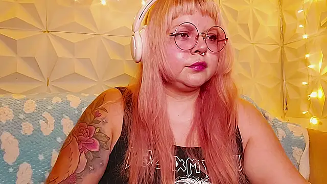 Satyn doll online show from May 13, 2026, 11:45 pm