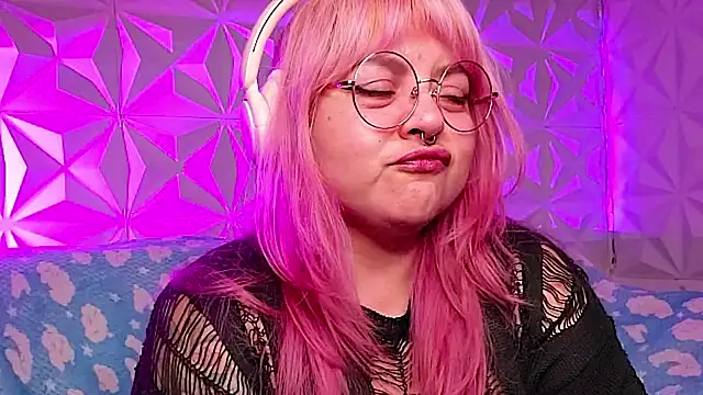 Snapshot of Satyn_doll chatting on March 1, 2026, 10:10 pm Satyn doll online show from March 1, 2026, 10:10 pm