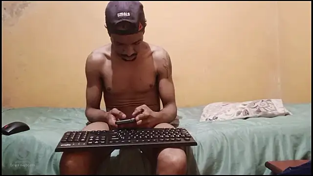 Snapshot of Setor_black chatting on July 13, 2026, 4:01 am Setor black online show from July 13, 2026, 4:01 am