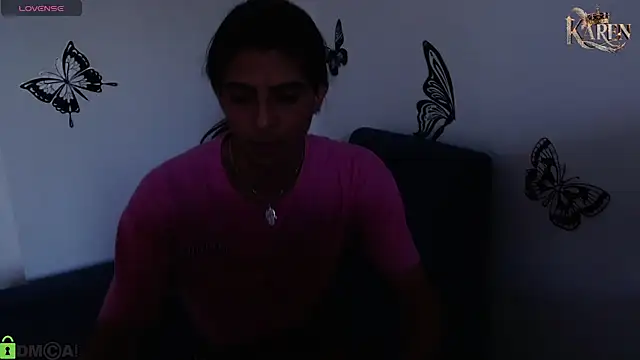 karen sofia  online show from February 12, 2026, 10:09 pm