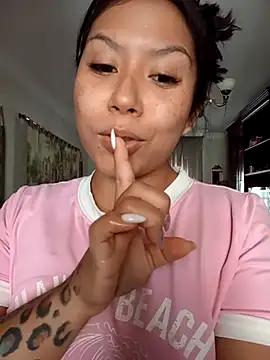 little susie online show from September 27, 2025, 11:27 am