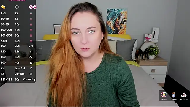 BabeLessi online show from November 30, 2025, 6:30 pm