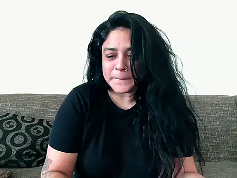 indianishkq7 online show from December 5, 2025, 8:13 am