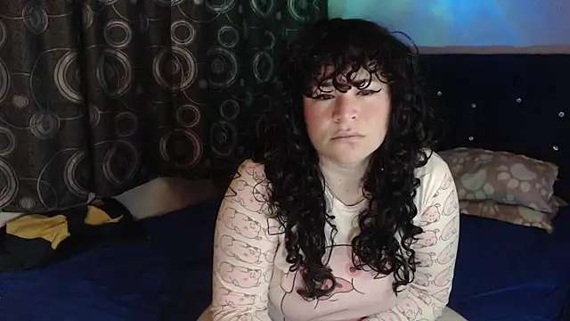 ANGELIQUE KLANE online show from February 24, 2026, 4:46 am