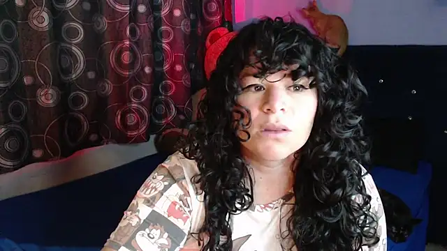 ANGELIQUE KLANE online show from April 13, 2026, 4:05 am