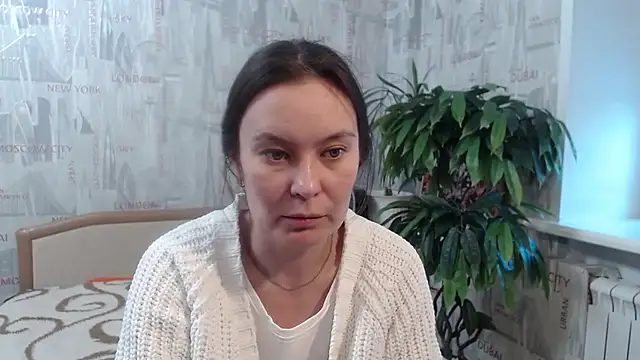 Snapshot of GinaQSoul chatting on February 25, 2026, 11:32 am GinaQSoul online show from February 25, 2026, 11:32 am