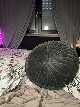 Carmen Monroe online show from April 13, 2026, 6:12 pm