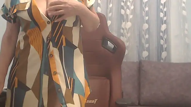 Alisa-Liza online show from February 22, 2026, 9:05 pm