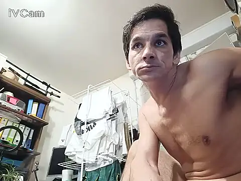 4quatro online show from February 14, 2026, 12:33 am