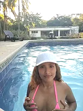 JhordanAndDanna online show from October 6, 2025, 9:48 pm