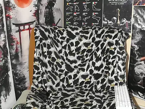 Snapshot of 00george chatting on November 27, 2025, 1:06 am 00george online show from November 27, 2025, 1:06 am