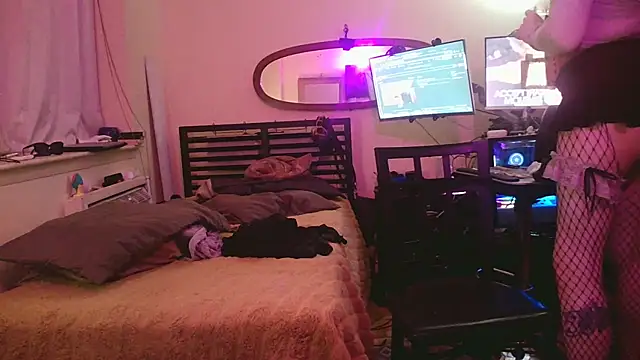 Mikela Alexa online show from December 21, 2024, 6:52 am