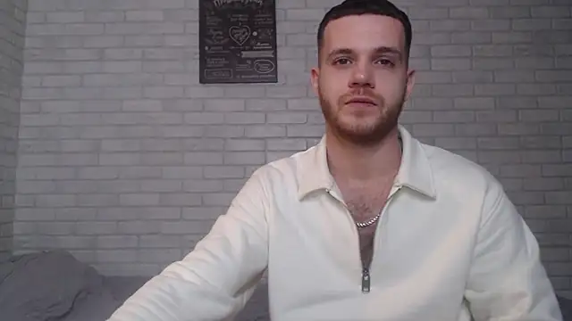 Snapshot of Alexxx_horny chatting on February 1, 2025, 5:58 pm Alexxx horny online show from February 1, 2025, 5:58 pm
