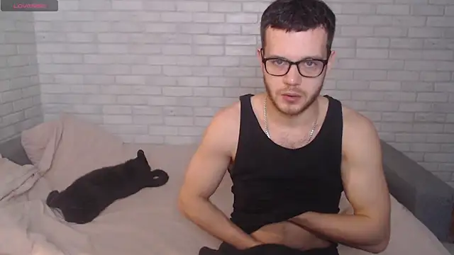Snapshot of Alexxx_horny chatting on December 22, 2024, 11:11 am Alexxx horny online show from December 22, 2024, 11:11 am