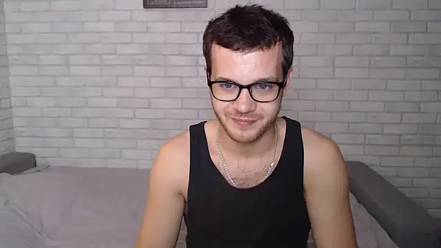 Snapshot of Alexxx_horny chatting on October 10, 2025, 7:47 pm Alexxx horny online show from October 10, 2025, 7:47 pm