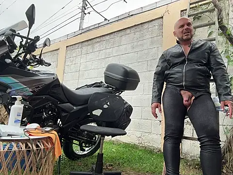 simon and david online show from December 13, 2025, 8:04 pm