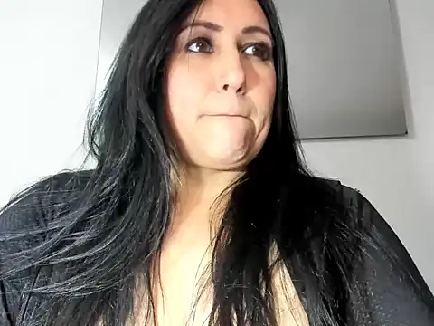 foxy-porn1 online show from October 21, 2025, 9:25 pm