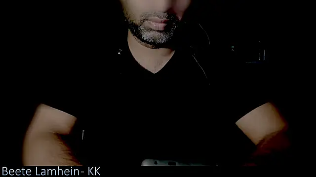  x rated  online show from November 19, 2025, 4:51 pm