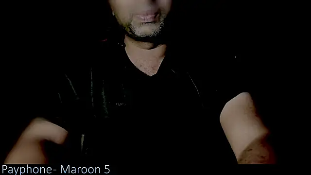  x rated  online show from December 18, 2025, 4:44 pm