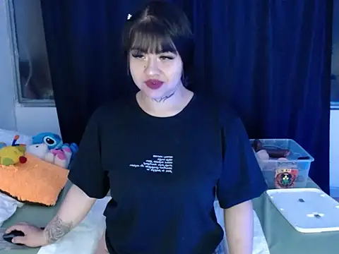 liseth 01hot online show from November 1, 2025, 10:09 am