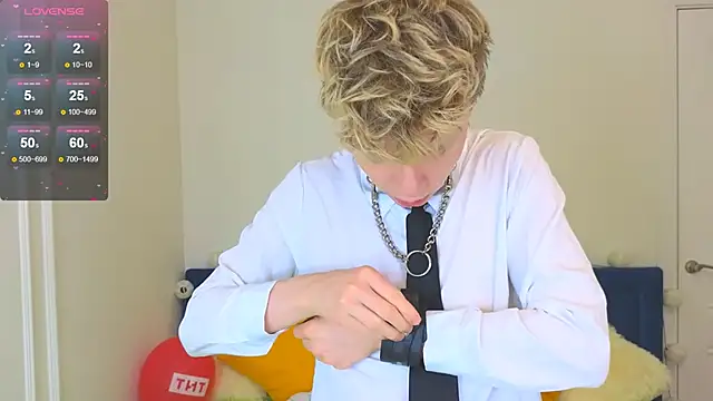 LandelRay online show from September 10, 2025, 4:55 am