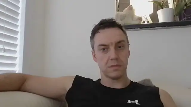 ploki2180 online show from May 10, 2026, 6:32 pm
