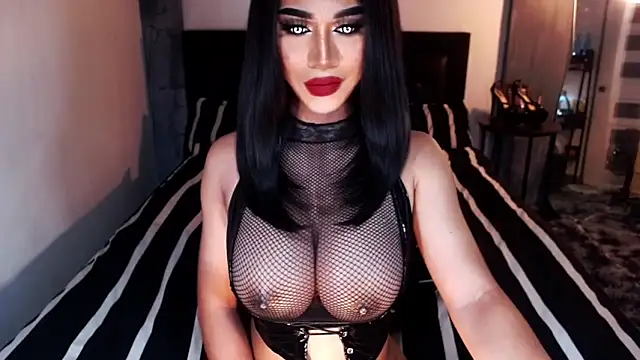 MassiveCockxMistress online show from October 18, 2025, 1:24 pm