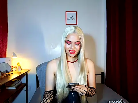 MistressLuna1 online show from April 14, 2026, 6:13 pm