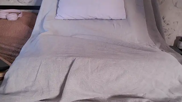 aneko hot online show from December 2, 2024, 3:20 pm