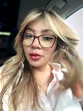 DIANITA 1988 online show from October 29, 2025, 4:28 pm