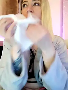 Snapshot of Fuck-Gina chatting on February 7, 2026, 2:52 am Fuck-Gina online show from February 7, 2026, 2:52 am