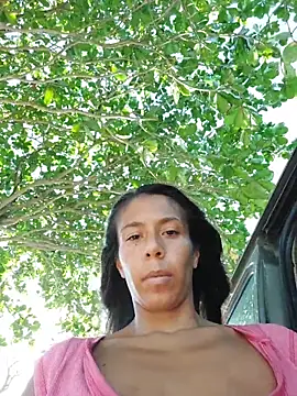 Luna-Natural online show from December 16, 2025, 7:29 pm