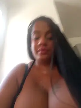 Snapshot of AbellaLizz chatting on September 13, 2025, 9:37 pm AbellaLizz online show from September 13, 2025, 9:37 pm