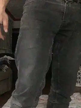 Pancho2213 online show from February 14, 2026, 6:24 am