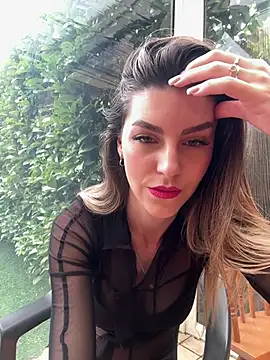 nicole 98 online show from April 13, 2026, 2:54 pm