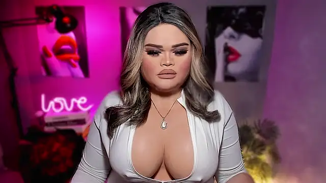 KarolinaThompson online show from October 25, 2025, 4:00 am