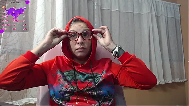 Snapshot of moon_cat85 chatting on June 22, 2026, 12:02 pm moon cat85 online show from June 22, 2026, 12:02 pm