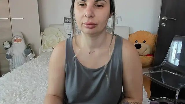 Snapshot of sweetemy4u chatting on February 25, 2026, 7:19 am sweetemy4u online show from February 25, 2026, 7:19 am