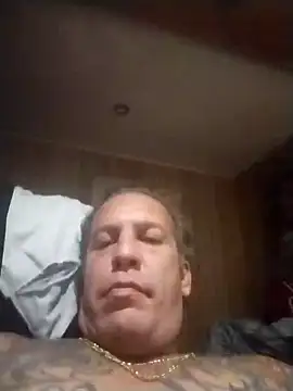 trucker1979 online show from October 20, 2025, 12:45 am