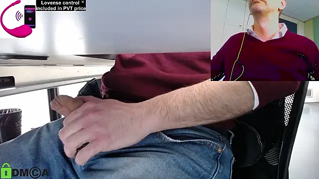 Snapshot of pliko chatting on March 11, 2026, 11:26 am pliko online show from March 11, 2026, 11:26 am