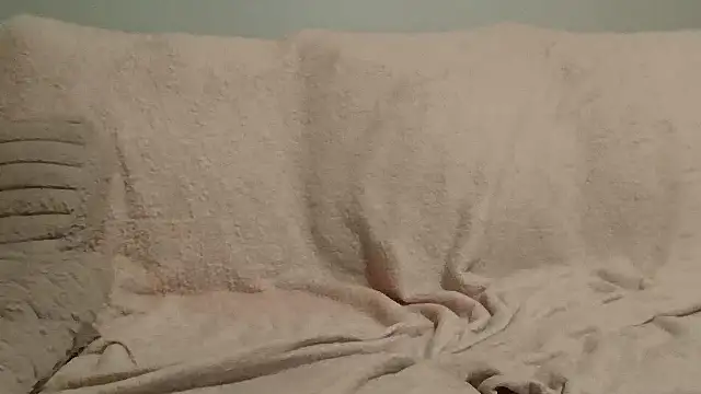 beautylovess online show from November 15, 2025, 4:05 am