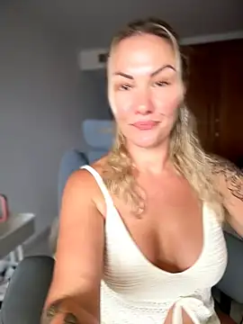 Snapshot of NastyMilf_ chatting on June 10, 2026, 8:37 am NastyMilf online show from June 10, 2026, 8:37 am