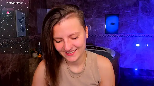 MelindaTin online show from July 24, 2026, 11:56 pm