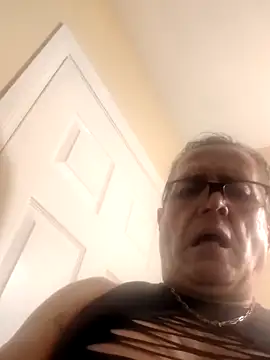 bobby69cock online show from February 4, 2026, 2:12 pm